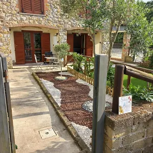 Saturnia House Apartmán