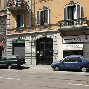 Eva Otel Milano
