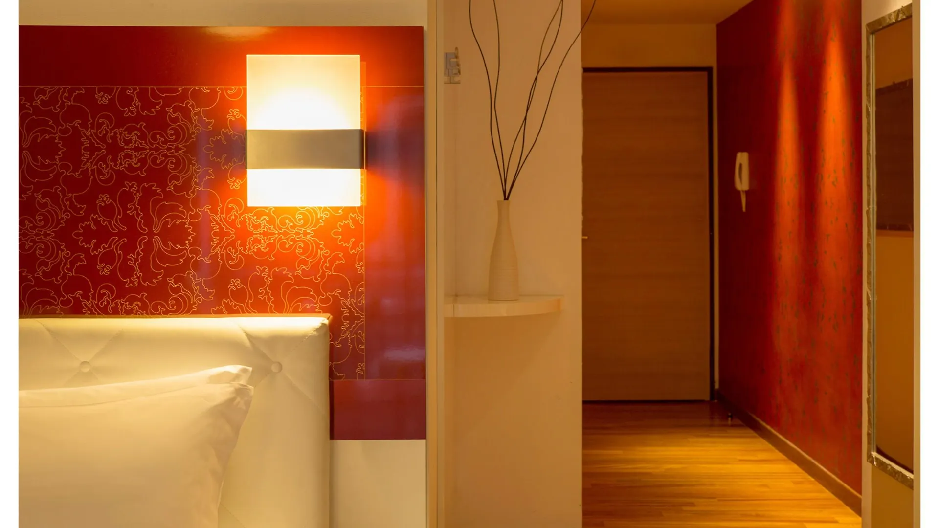 Hotel Nasco Milan 4*,  Italy